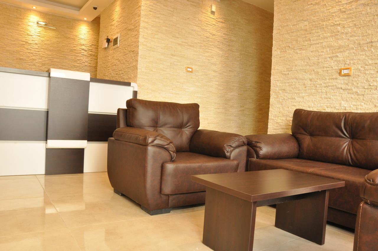 Panda Hotel Apartments Аман Екстериор снимка
